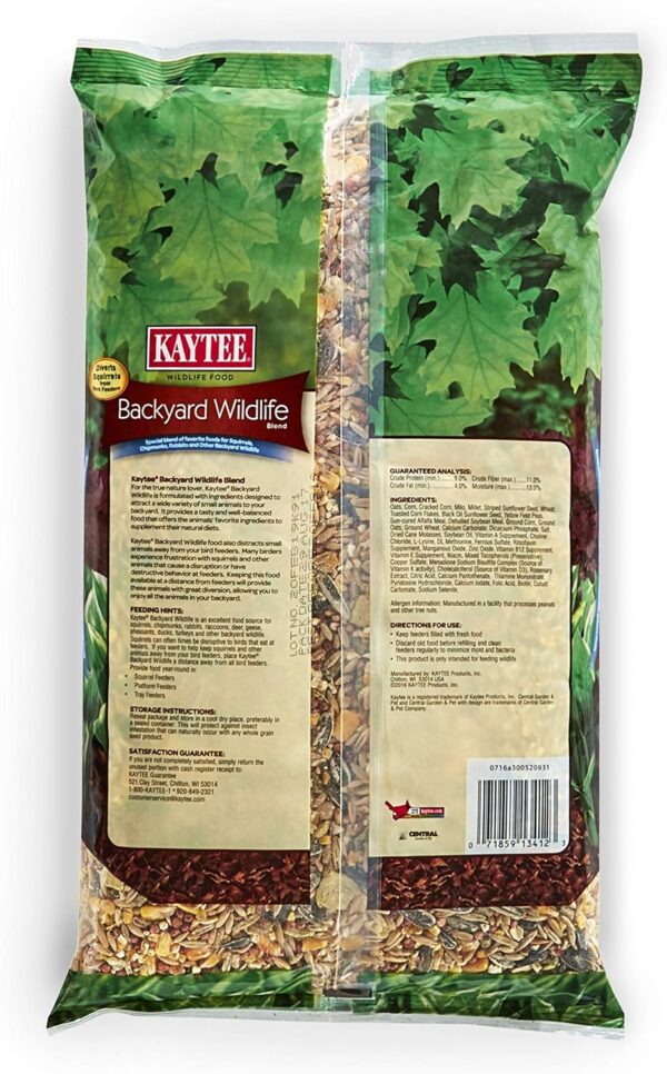 Kaytee Backyard Wildlife Food Blend for Squirrels, Chipmunks, Rabbits, and Other Backyard Animals – 5 Pounds